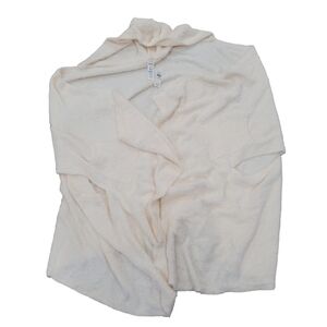 NWT Aerie Cream Poncho‎ Size One Size